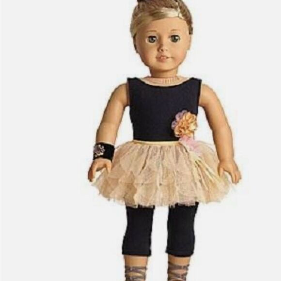 American girl two outfits set Isabelle and true spirit.